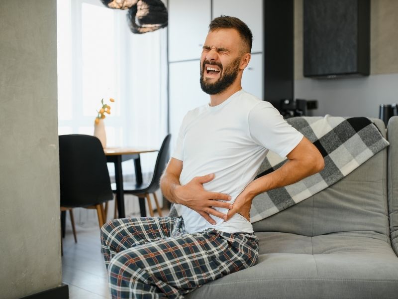 bobrek-tasi-kendini-nasil-belli-eder